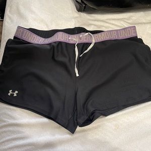 Under armour dri fit spandex shorts with drawstring